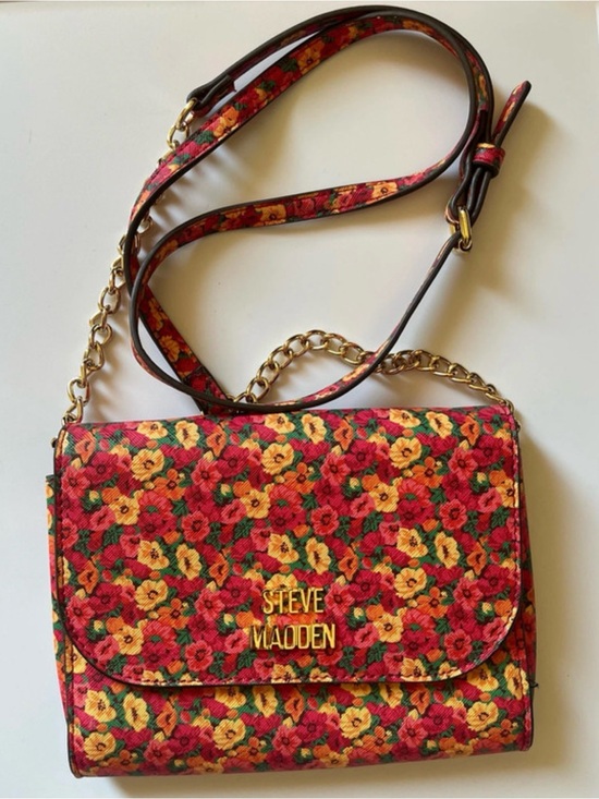 Steve Madden Handbags - 100% Authentic Steve Madden Floral Crossbody Bag
